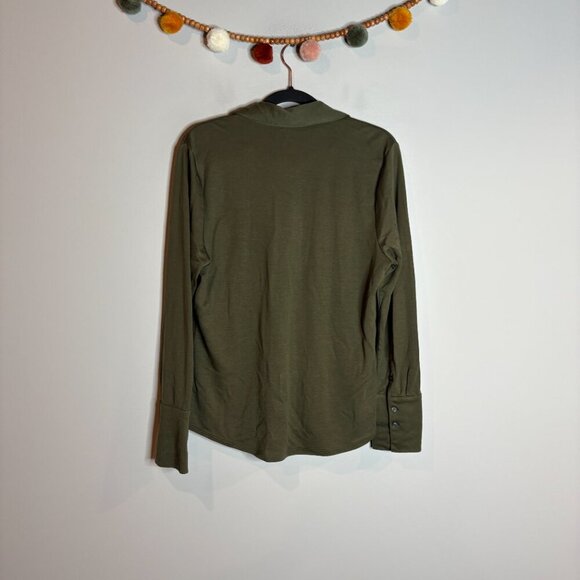 Banana Republic dark green button down shirt - Picture 4 of 5